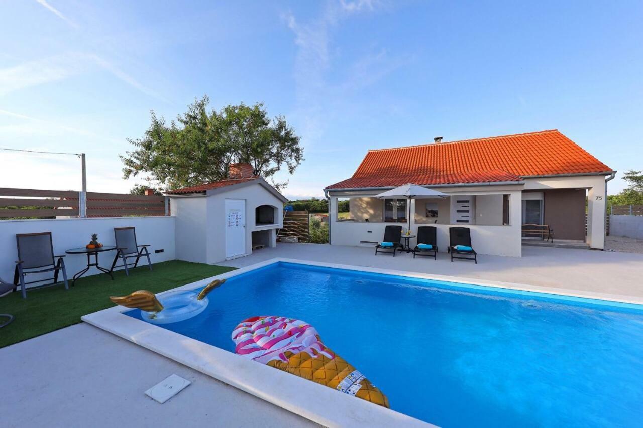 House Mia Villa *